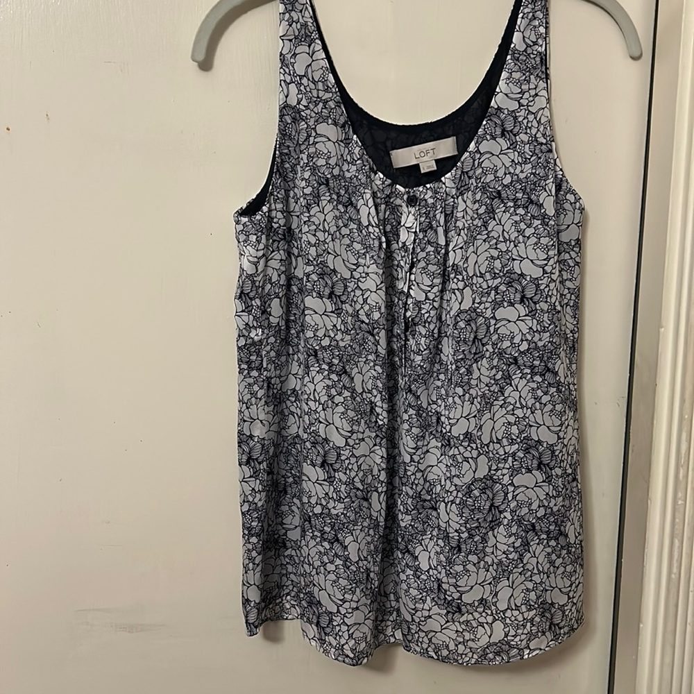 NWOT LOFT Tank Style Floral Blouse size S